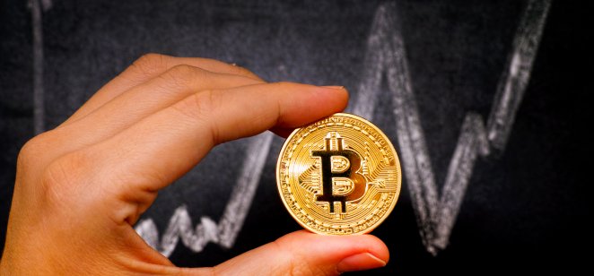 El bitcoin rebota por encima de los 31.000 dólares