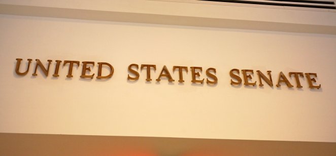 El proyecto de ley de infraestructuras de EE.UU. avanza en medio del debate sobre las criptomonedas