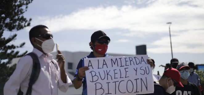 Seis semanas después, el gran experimento de El Salvador se topa con obstáculos