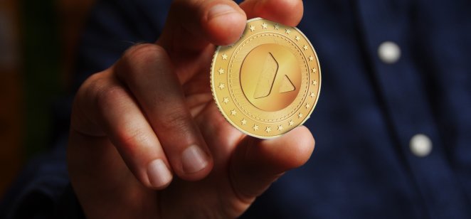 Bitcoin (BTC) se recupera y Avalanche (AVAX) entra en el top 10