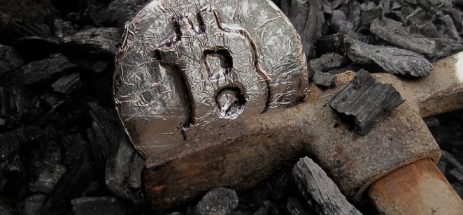 Powell: Las criptomonedas son un riesgo para los inversores, pero no para la economía