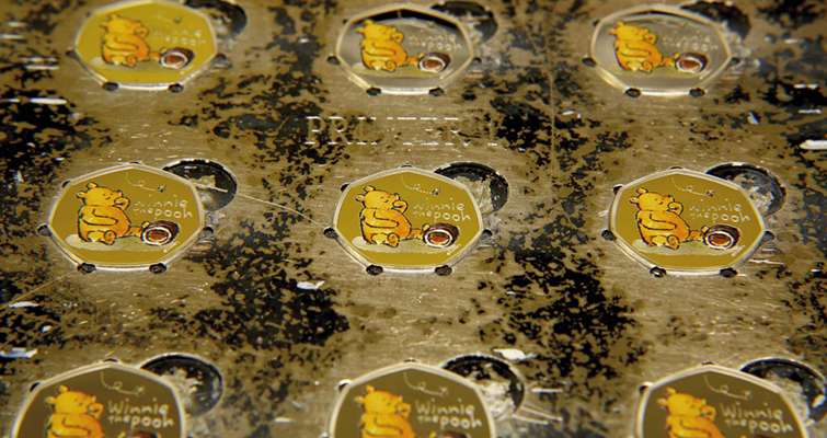 La Real Casa de la Moneda comienza a emitir 50 peniques de Winnie the Pooh con varios diseños